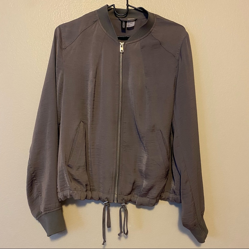 H&M Divided Bomber Style Jacket Army | Size 8